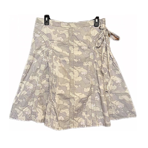 Dkny Dresses & Skirts - DKNY Jeans Skirt Camo Print Size 4 Cotton